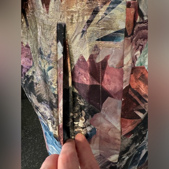 Ted Baker Metallic Tulip Dress Fitted Off-Shoulder sleeves, size 5 (US 10-12) - Picture 4 of 14